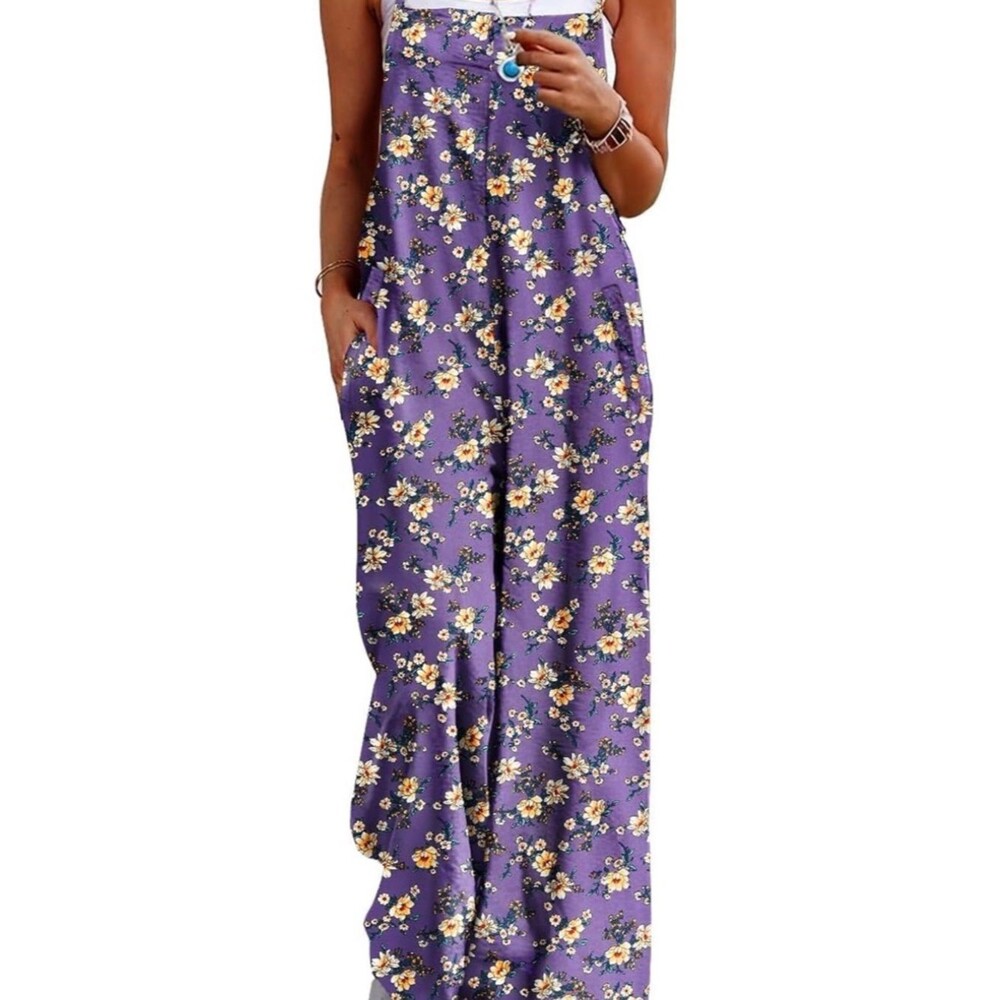 YESNO Boho Floral Wide-Leg Jumpsuit w/ pockets and adj straps - Size Small